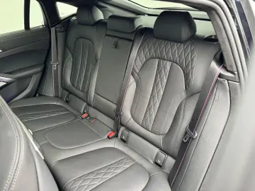 X6 M60i M-Sport-Pro