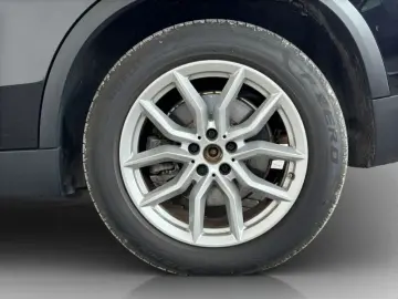 X5 xDrive45e Laser Ventilation H&K HUD Panoramic