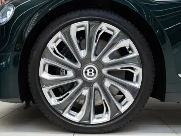 Flying Spur Mulliner W12