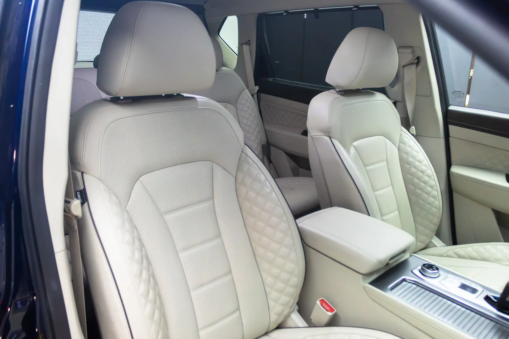 Ssangyong REXTON G4  PREMIUM 2.2E-XD I202 CP 4WD AT8