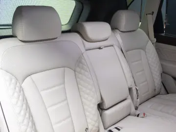 Ssangyong REXTON G4  PREMIUM 2.2E-XD I202 CP 4WD AT8