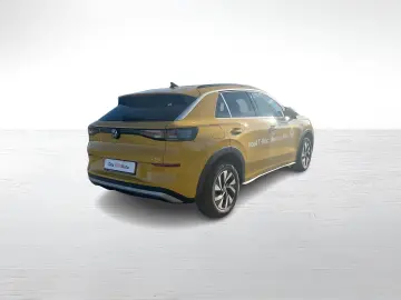 Noul T-Roc Life 1.5 eTSI DSG