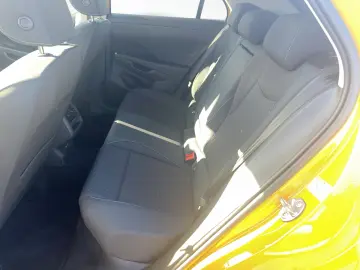 Noul T-Roc Life 1.5 eTSI DSG