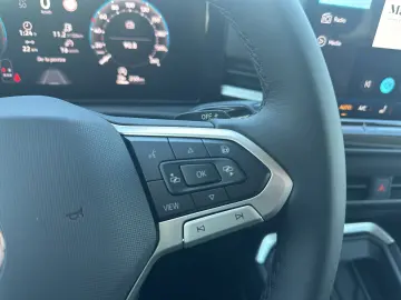 Noul T-Roc Life 1.5 eTSI DSG