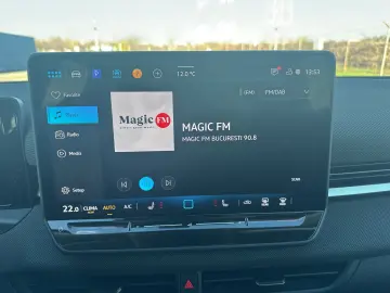 Noul T-Roc Life 1.5 eTSI DSG