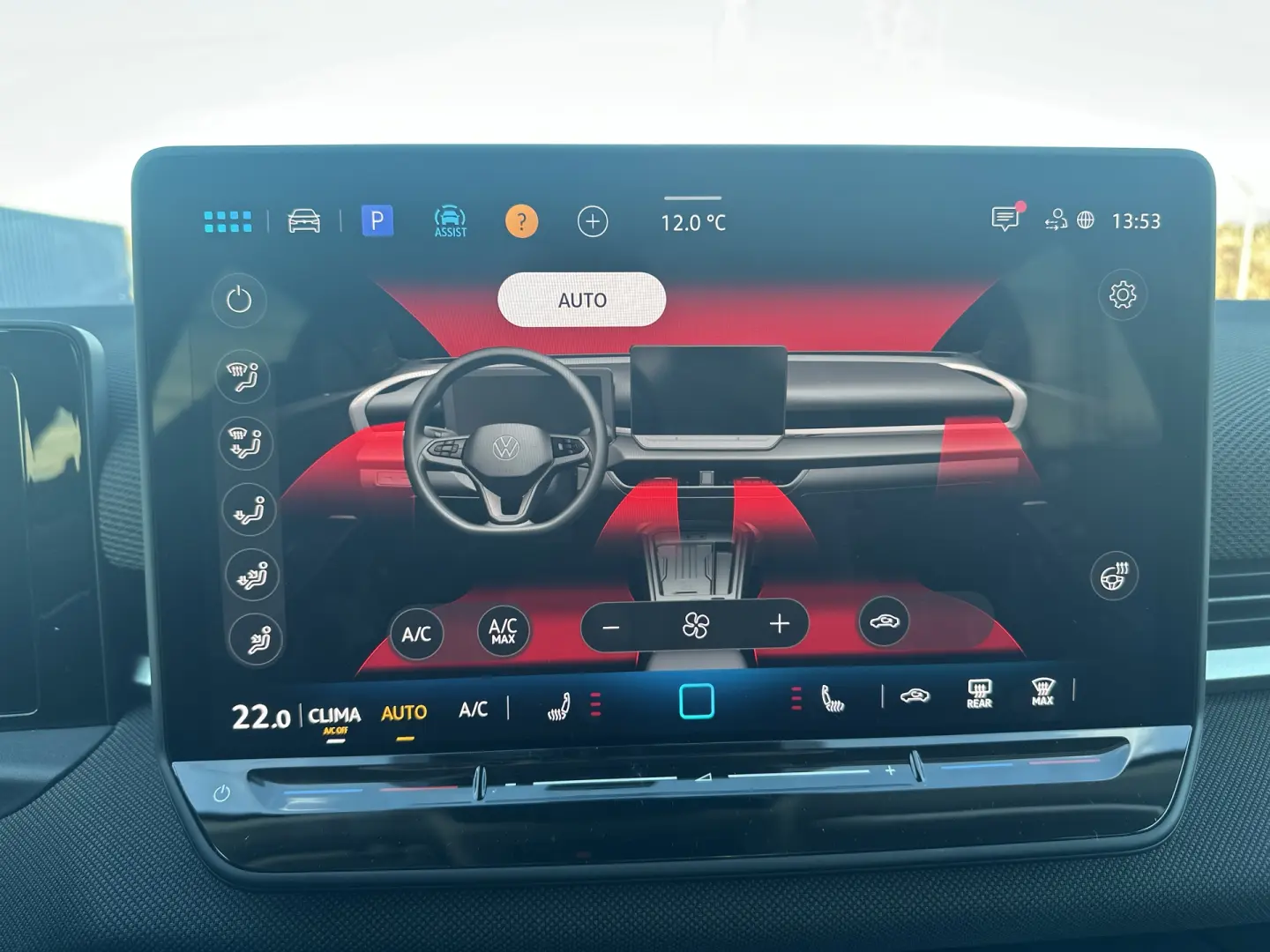Noul T-Roc Life 1.5 eTSI DSG