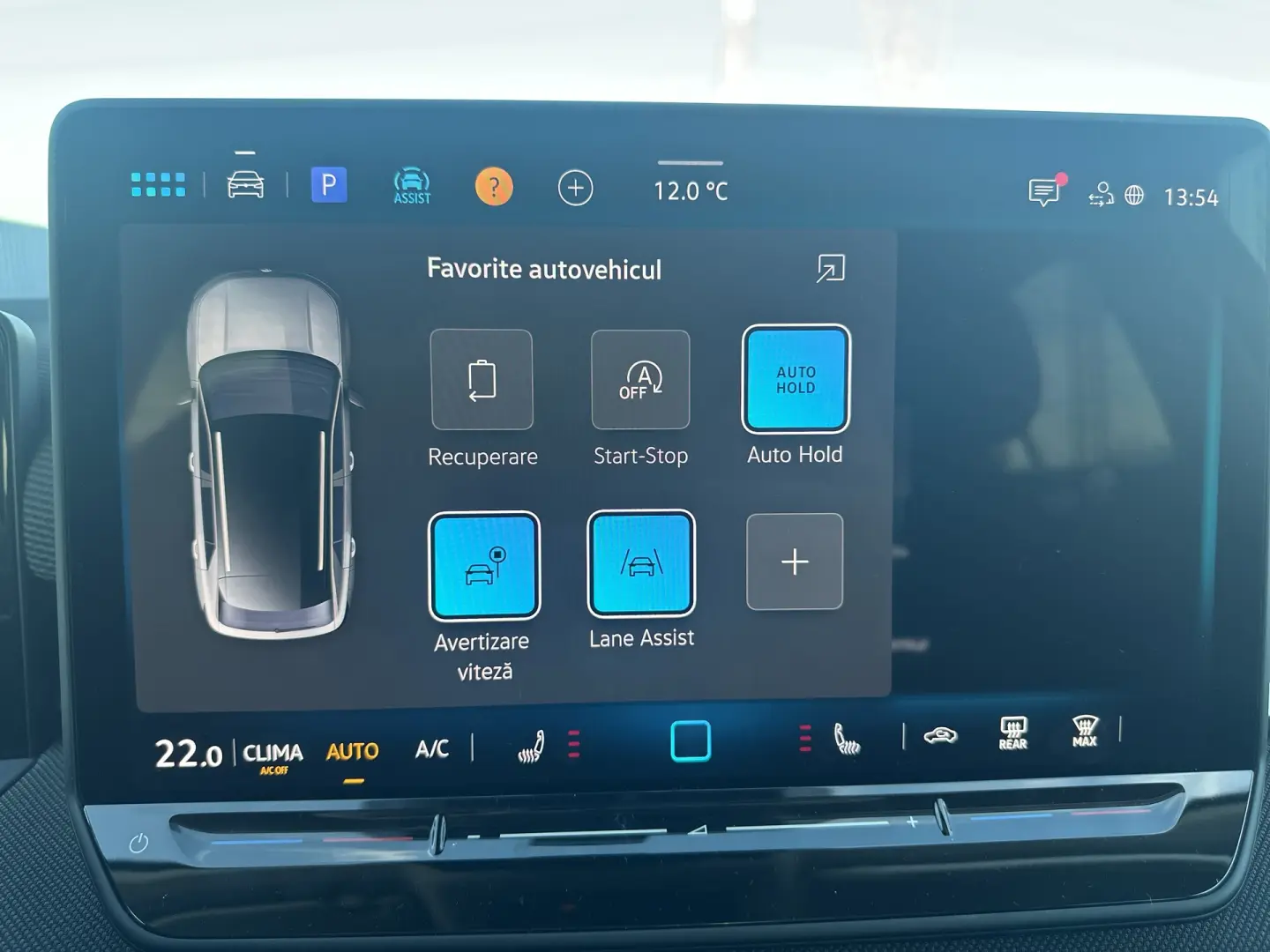 Noul T-Roc Life 1.5 eTSI DSG