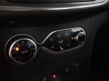 DACIA SANDERO 0.9 TCe 90CP Stepway Prestige