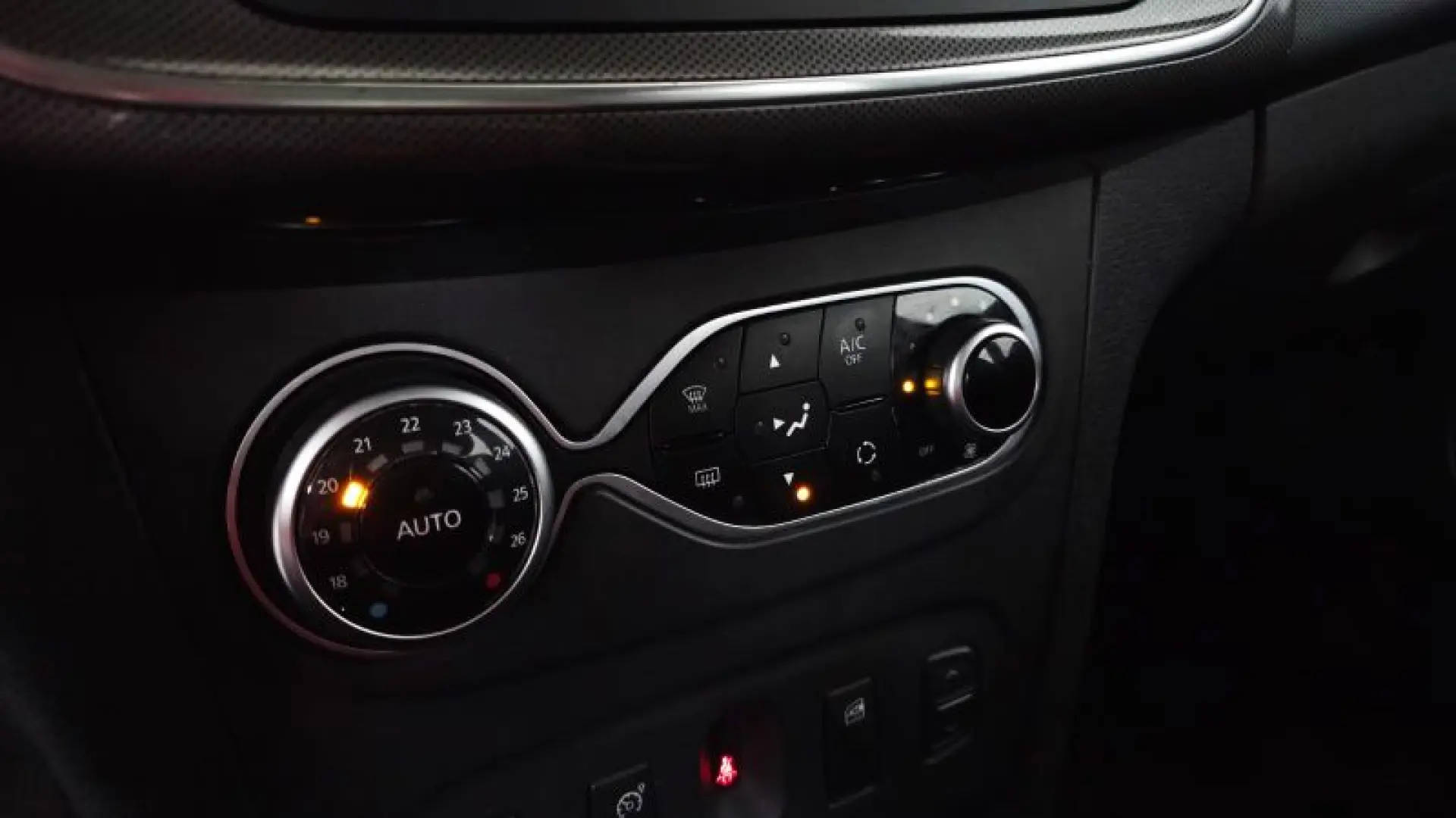 DACIA SANDERO 0.9 TCe 90CP Stepway Prestige