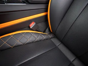 Continental GTC Speed W12  Naim