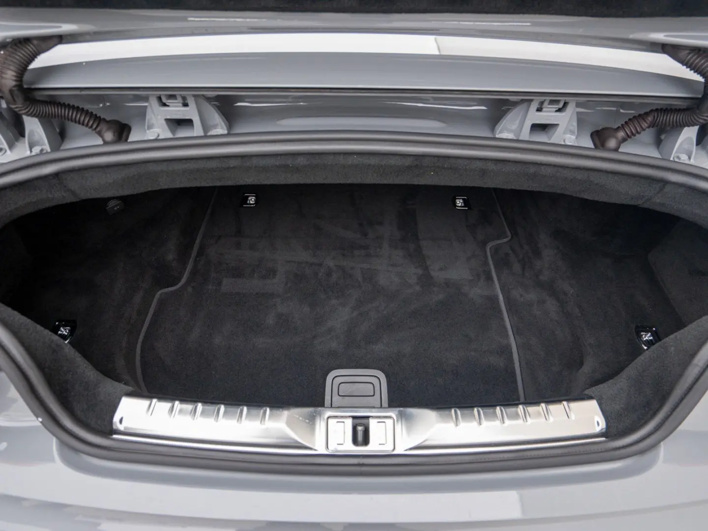 Continental GTC Speed W12  Naim