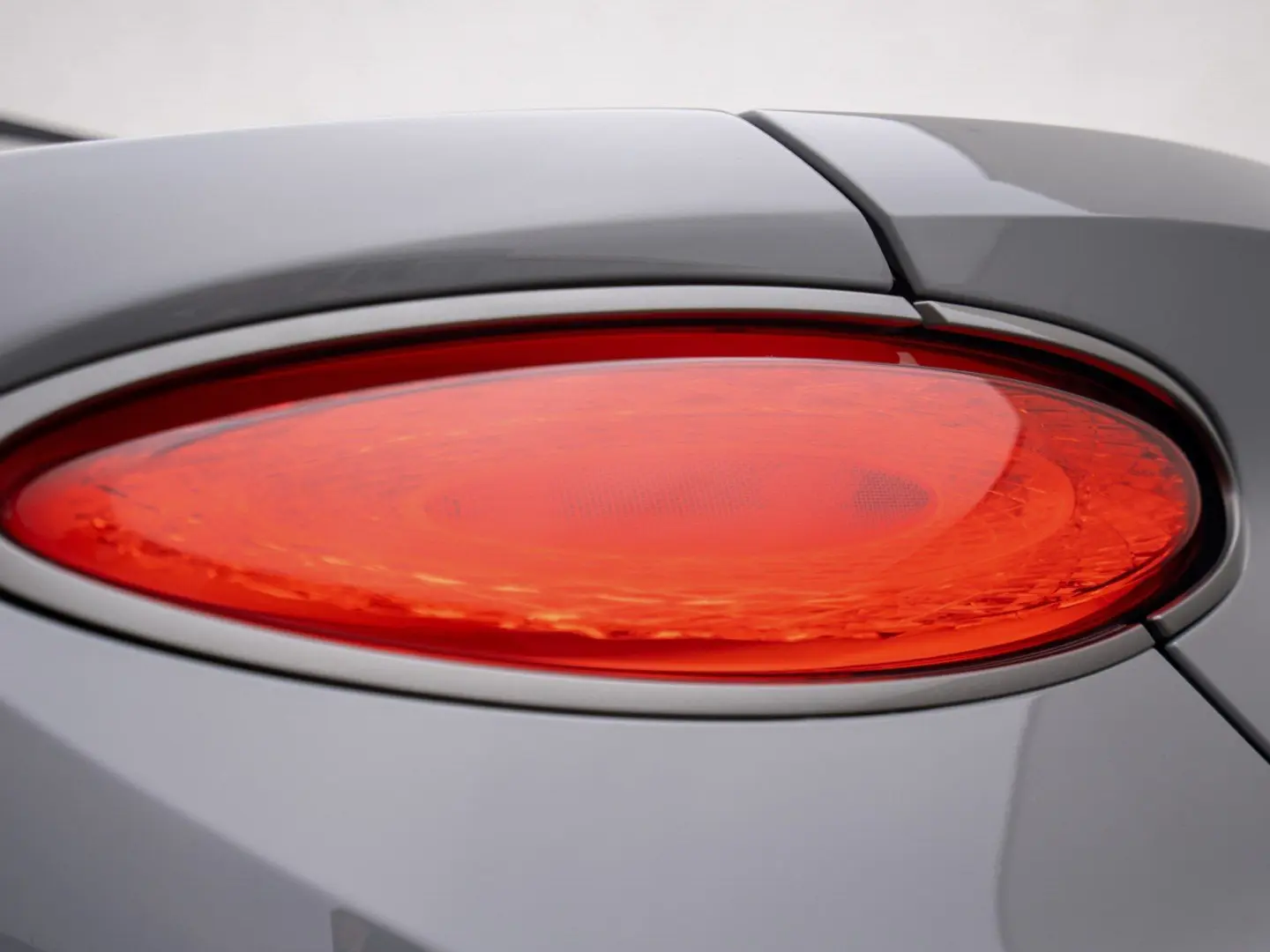 Continental GTC Speed W12  Naim