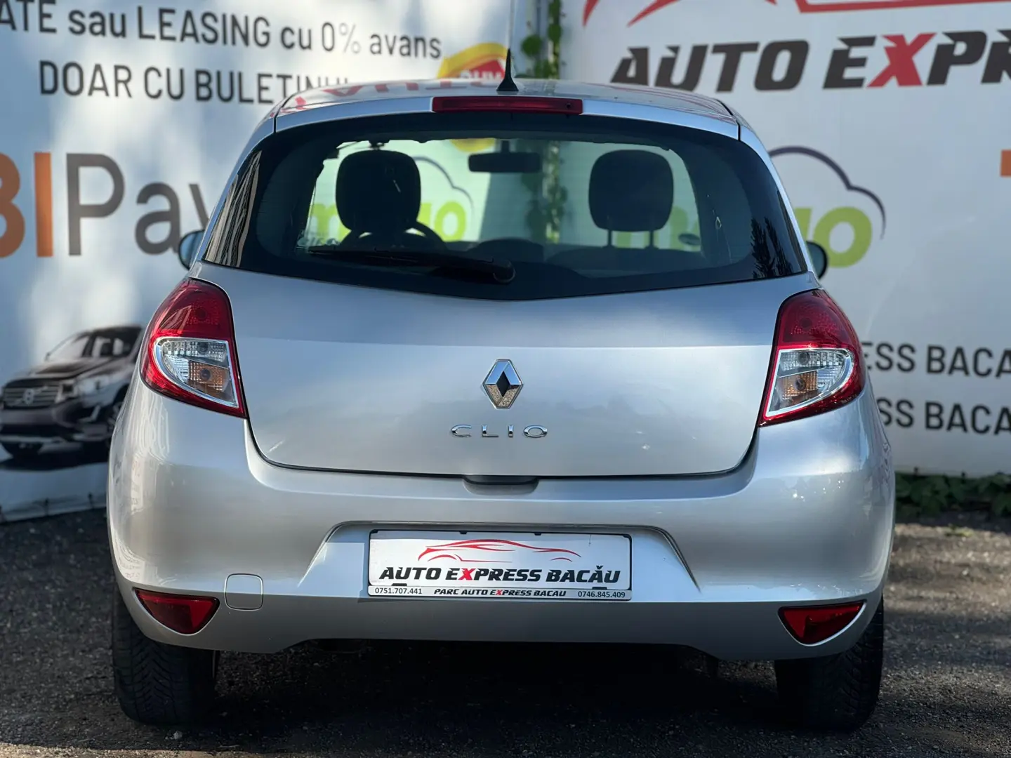 RENAULT CLIO