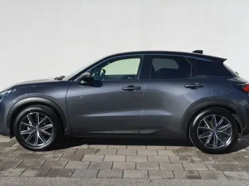 LBX AWD E-Four Emotion