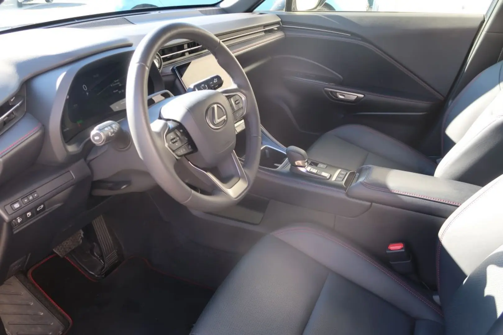 LBX AWD E-Four Emotion