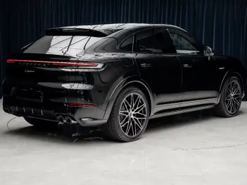 Porsche Cayenne E-Hybrid Coupe nou garantie