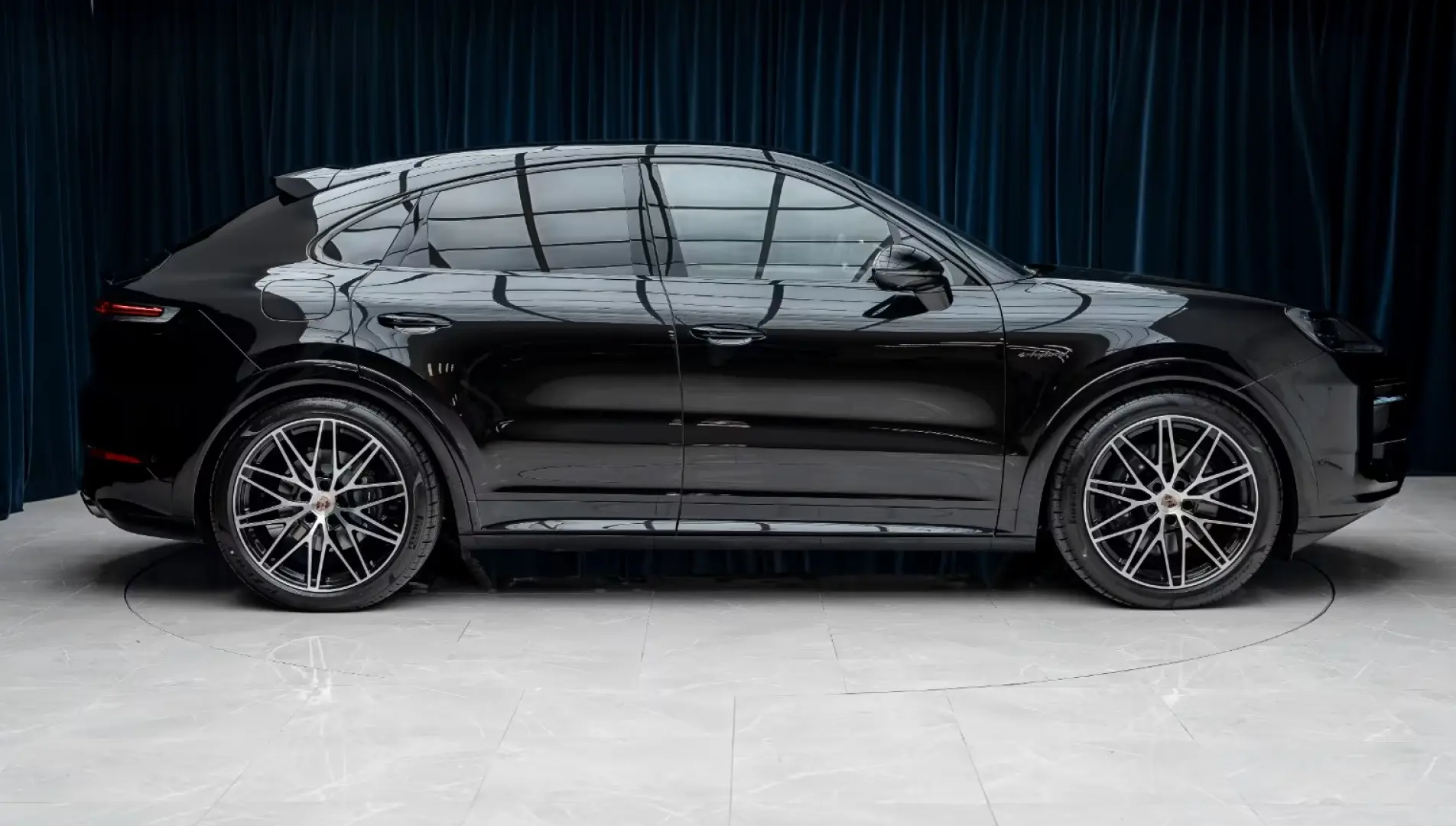 Porsche Cayenne E-Hybrid Coupe nou garantie