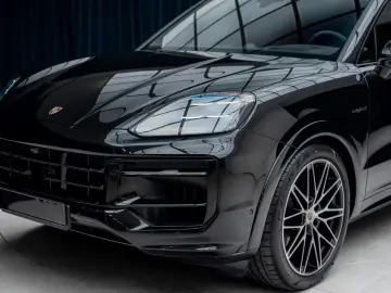 Porsche Cayenne E-Hybrid Coupe nou garantie