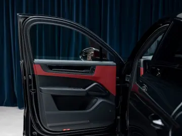 Porsche Cayenne E-Hybrid Coupe nou garantie