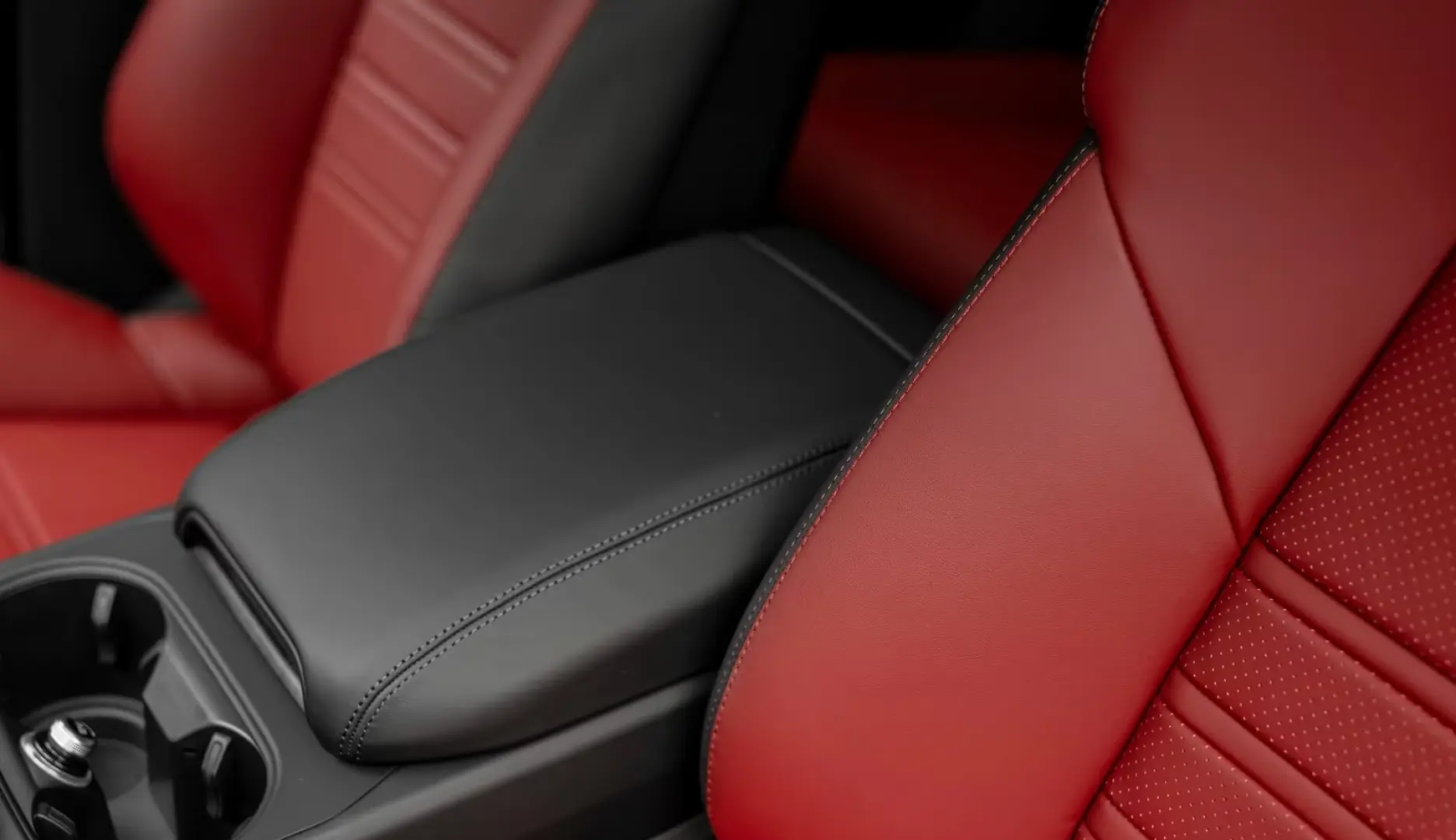 Porsche Cayenne E-Hybrid Coupe nou garantie