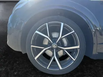 Touareg R-Line 3.0l TDI Leder LED IQ-Light Luft