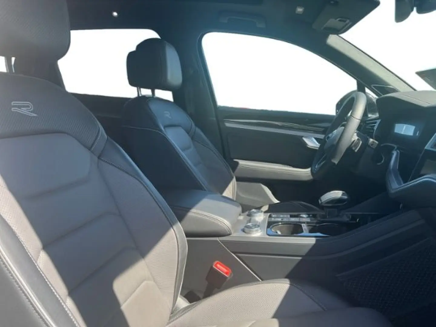 Touareg R-Line 3.0l TDI Leder LED IQ-Light Luft