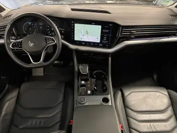 Touareg Elegance V6 eHybrid PANO DYNAUDIO HD-MAT