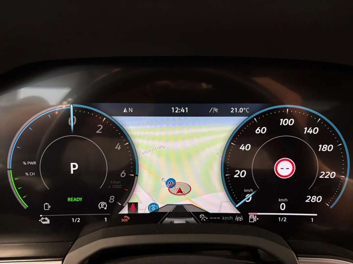 Touareg Elegance V6 eHybrid PANO DYNAUDIO HD-MAT