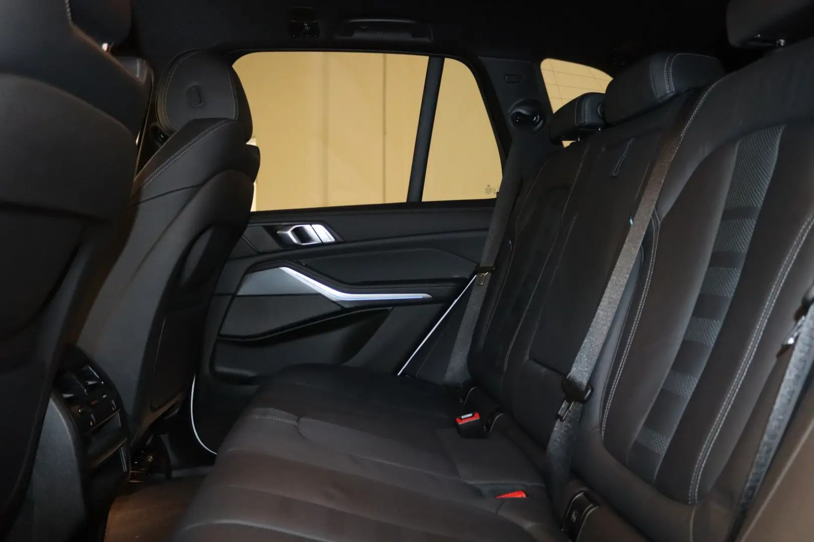 X5 xDrive 45 e M Sport Shadow H K-AHK-LASER-LUFT