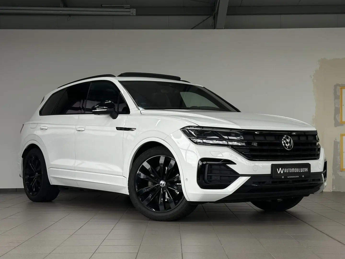 Touareg R-Line  PANO STHZ 360  LUFT AHK DYN
