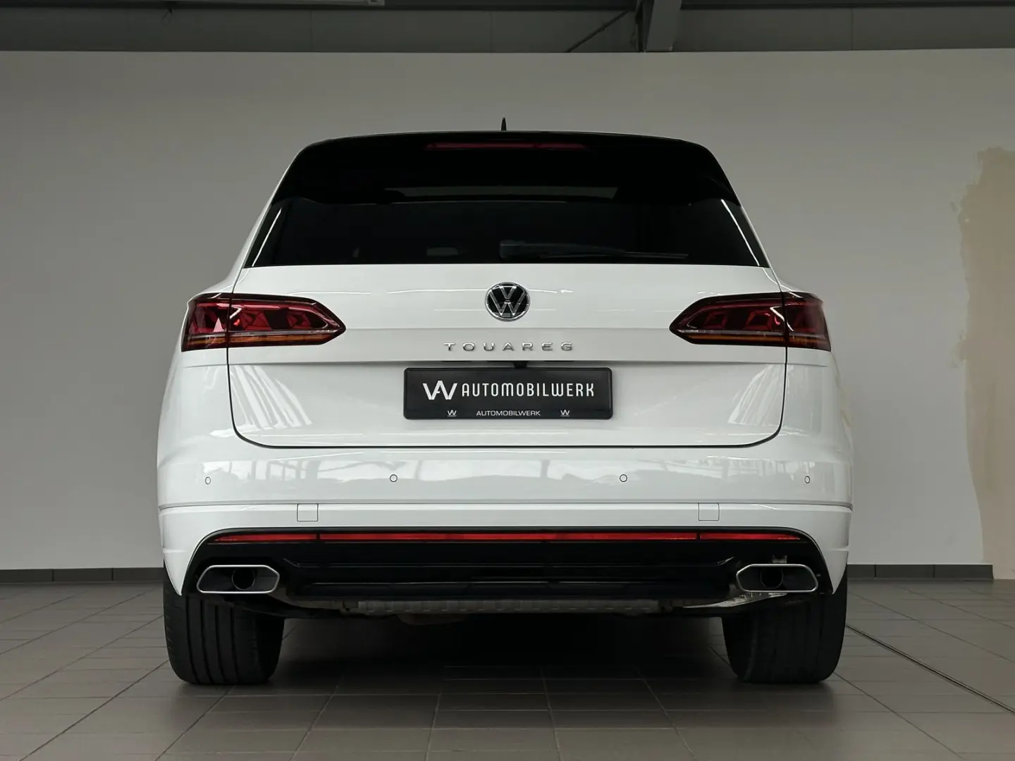 Touareg R-Line  PANO STHZ 360  LUFT AHK DYN