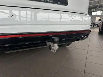 Touareg R-Line  PANO STHZ 360  LUFT AHK DYN