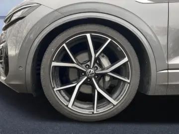 Touareg R-Line 3.0 4Motion AHK ACC Luft DAB IQ.