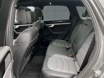 Touareg R-Line 3.0 4Motion AHK ACC Luft DAB IQ.