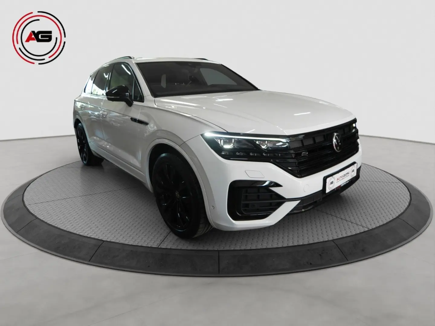 Touareg 4Motion MASSAGE PANO 360 KAM HUD KEYLESS