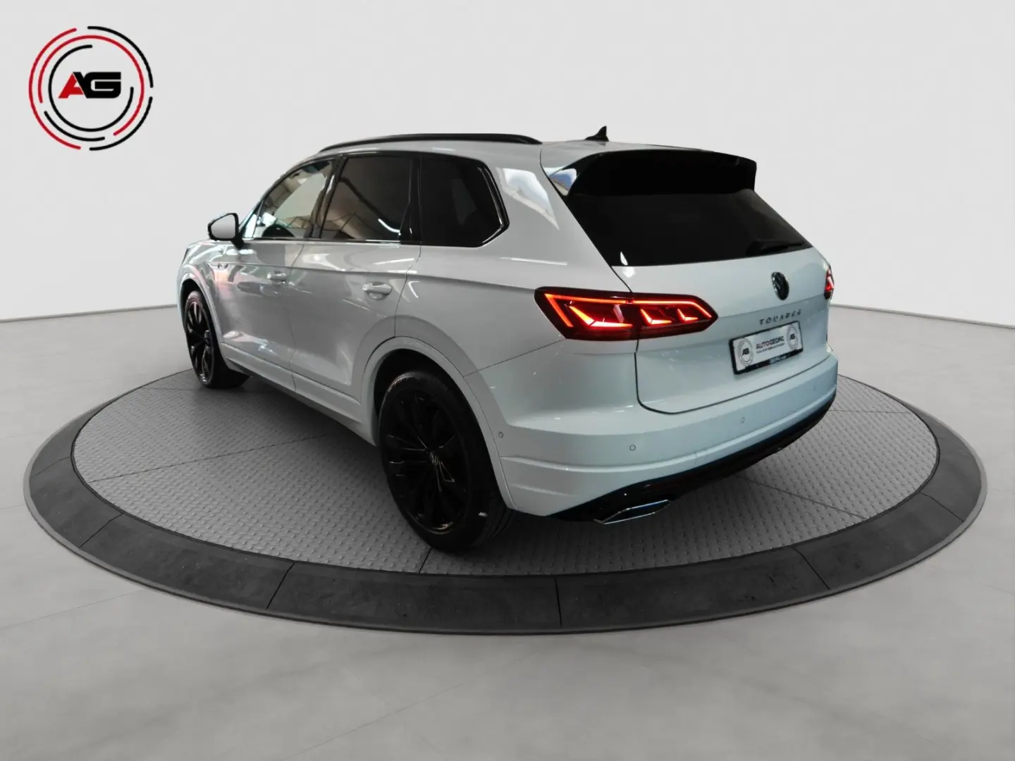 Touareg 4Motion MASSAGE PANO 360 KAM HUD KEYLESS