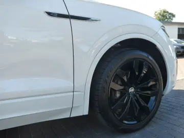 Touareg 4Motion MASSAGE PANO 360 KAM HUD KEYLESS