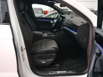 Touareg 4Motion MASSAGE PANO 360 KAM HUD KEYLESS