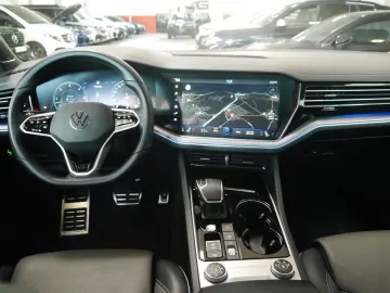 Touareg 4Motion MASSAGE PANO 360 KAM HUD KEYLESS