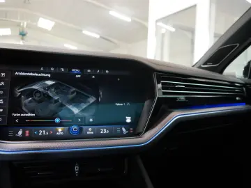 Touareg 4Motion MASSAGE PANO 360 KAM HUD KEYLESS