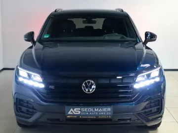 Touareg 3.0 V6 TDI R-Line 4x4 PANO AirSusp Sound