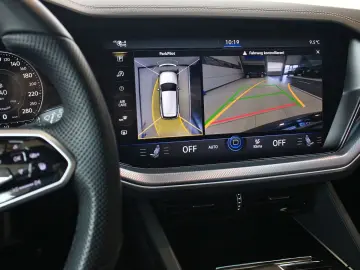 Touareg 3.0 V6 TDI R-Line 4x4 PANO AirSusp Sound