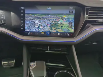 Touareg 3.0 TDI DSG R-LINE BLACK-STYLE IQ.LIGHT