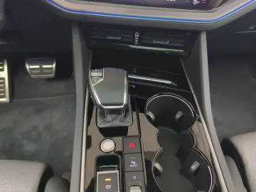 Touareg 3.0 TDI DSG R-LINE BLACK-STYLE IQ.LIGHT