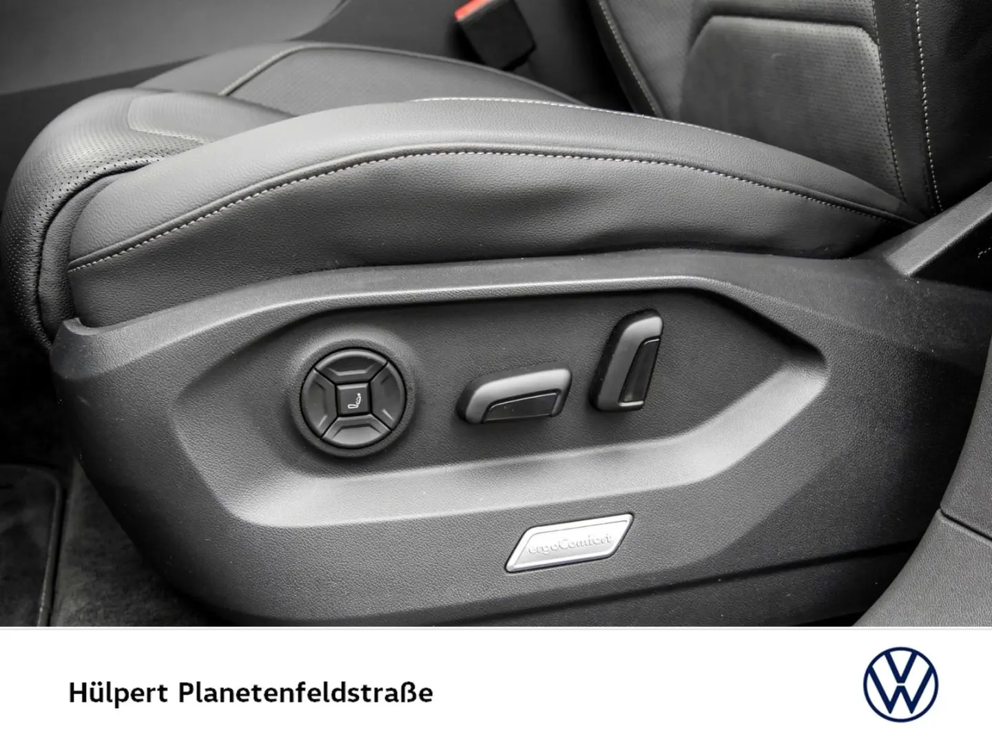 Touareg V6 R-LINE BLACK STYLE PANO AHK 360CAM 21