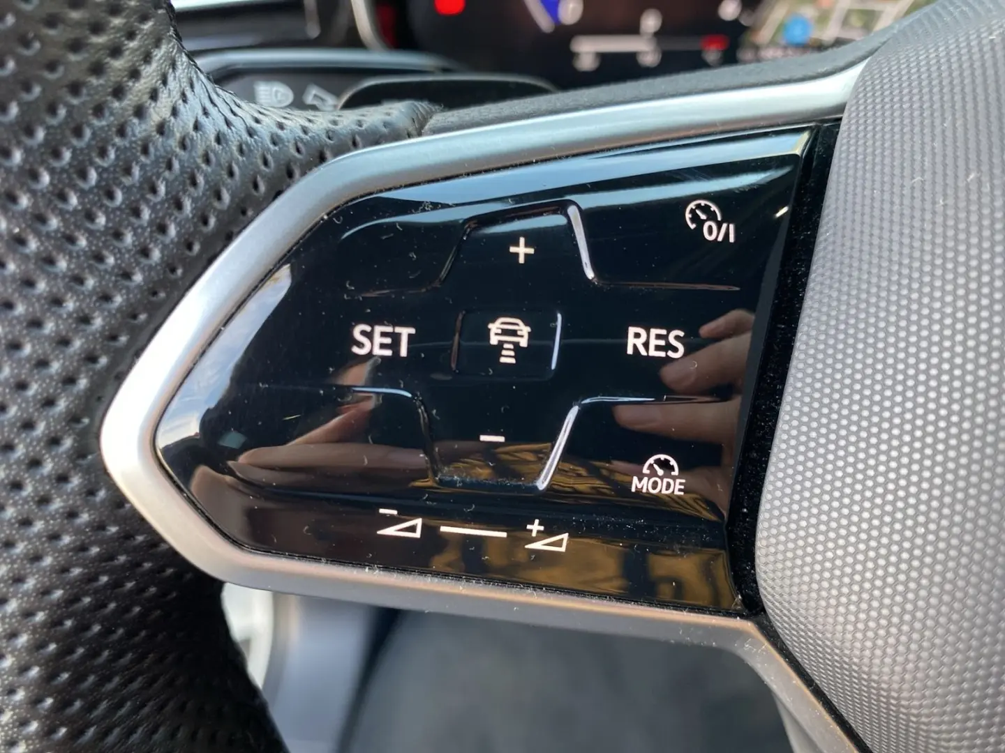 Touareg 3.0 V6 TDI 4Motion R-Line  AHK LUFT NAVI