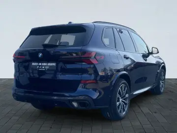 X5 xDr30d M SPORTPRO IconicGlow GestureControl 360 H&K