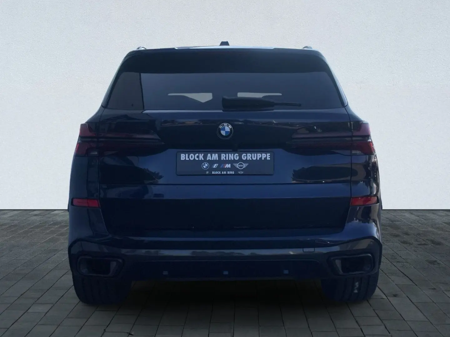 X5 xDr30d M SPORTPRO IconicGlow GestureControl 360 H&K