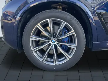 X5 xDr30d M SPORTPRO IconicGlow GestureControl 360 H&K