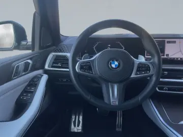 X5 xDr30d M SPORTPRO IconicGlow GestureControl 360 H&K